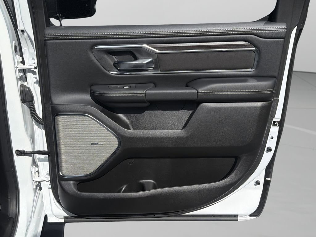 2026 RAM 1500 Laramie - Photo 12