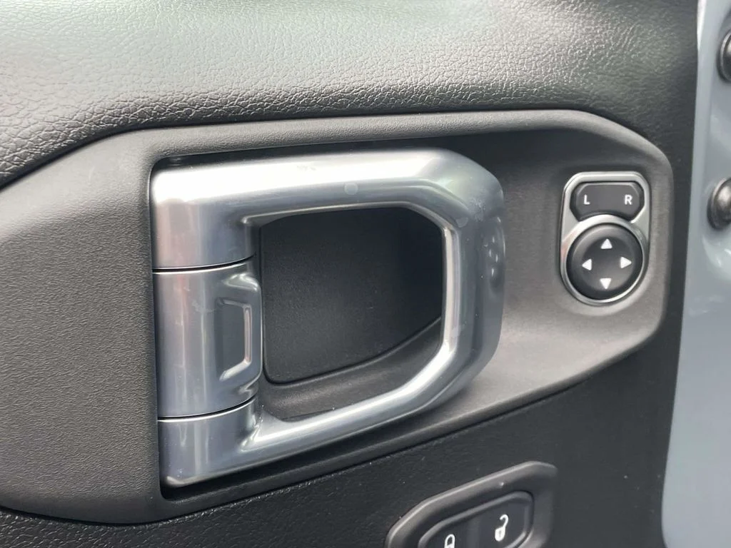 New 2026 Anvil Clearcoat Jeep Sport S image 24