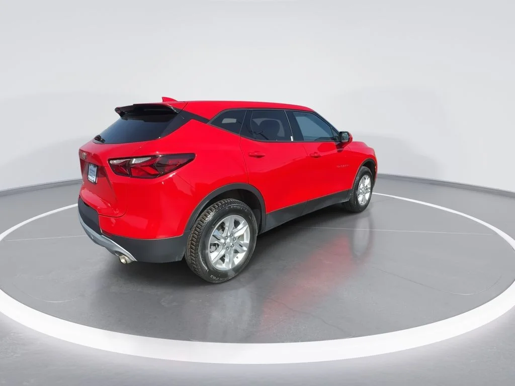 Used 2021 Red Chevrolet LT image 8