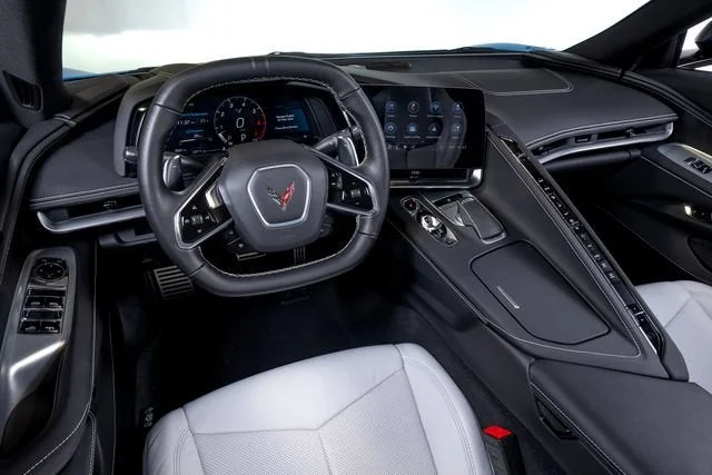 Used 2021 Rapid Blue Chevrolet Stingray image 24