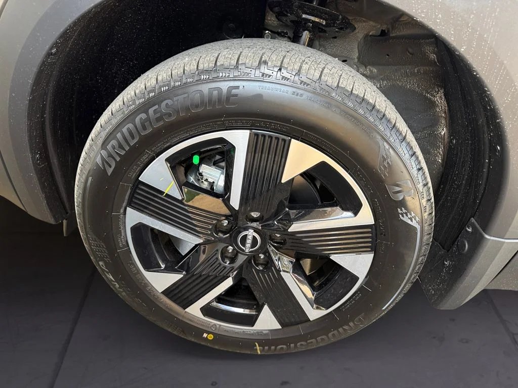 New 2027 Brown Nissan SV image 9