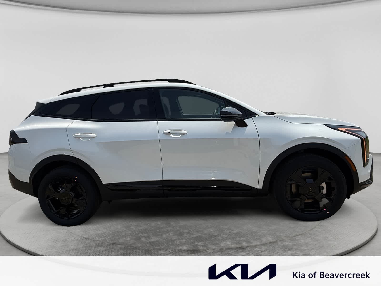 New 2027 Snow White Pearl Kia X-Line image 4