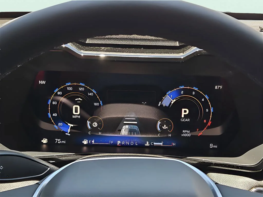 2026 Chevrolet Colorado LT - Photo 17