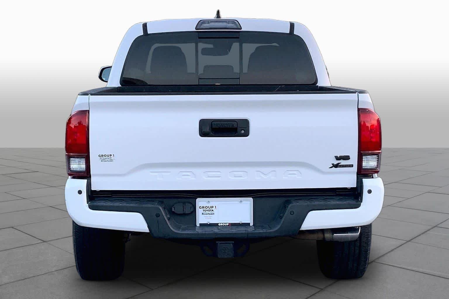 Certified Used 2019 Super White Toyota TRD Off Road image 5