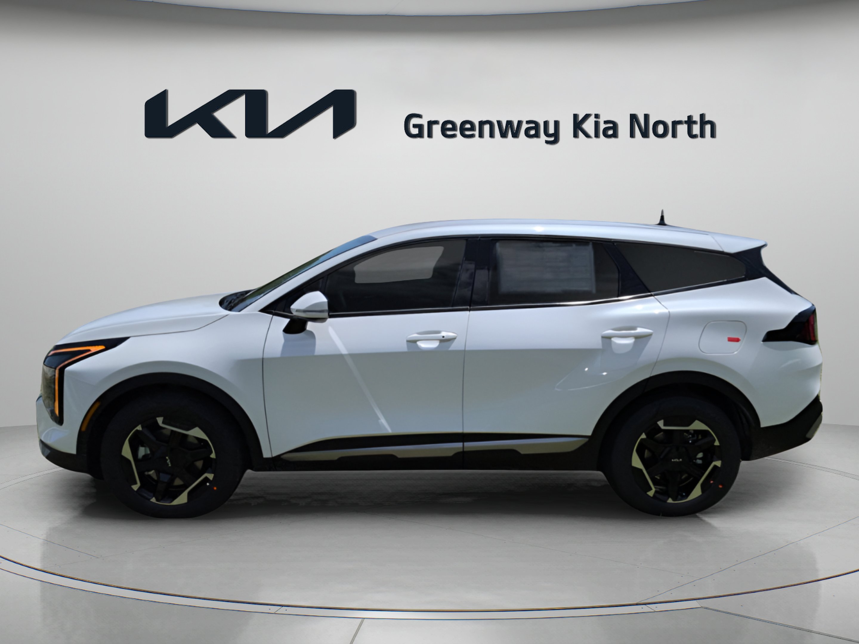 New 2027 Snow White Pearl Kia LX image 5