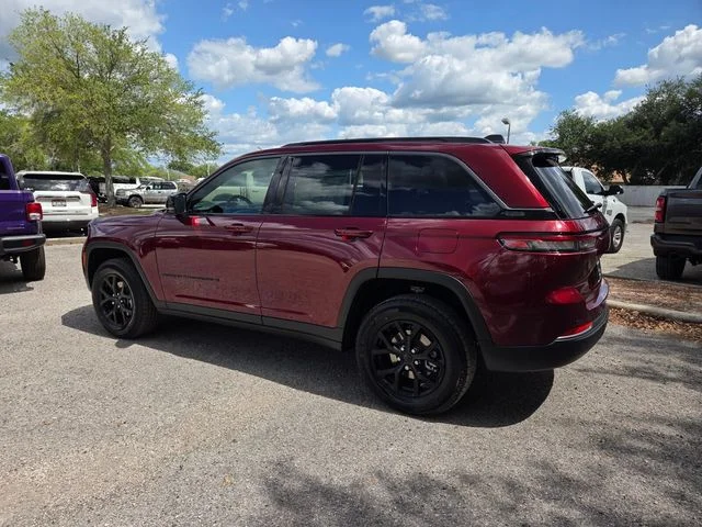 New 2026 Velvet Red Pearl-Coat Exterior Paint Jeep Altitude image 9