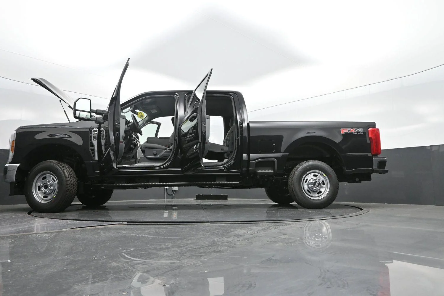 2025 Ford F-250 Super Duty XL - Photo 42