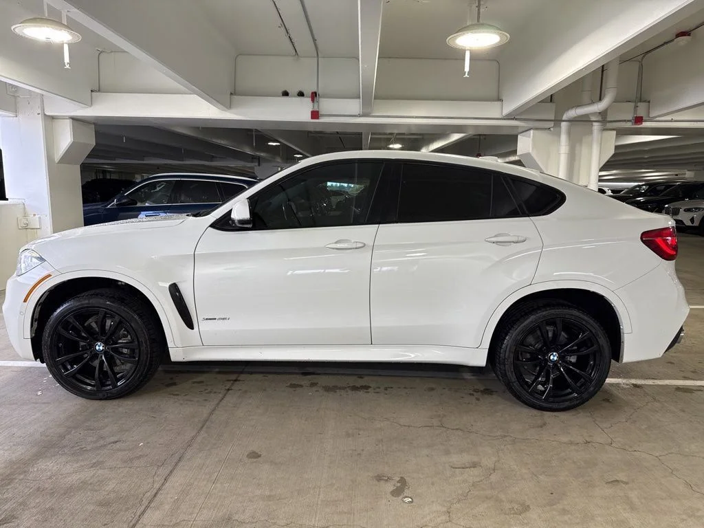Used 2018 Alpine White BMW xDrive35i image 4