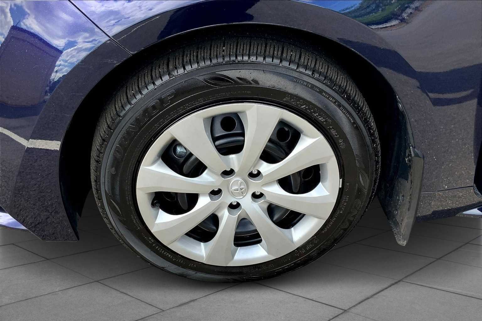 Used 2025 Blueprint Toyota LE image 10