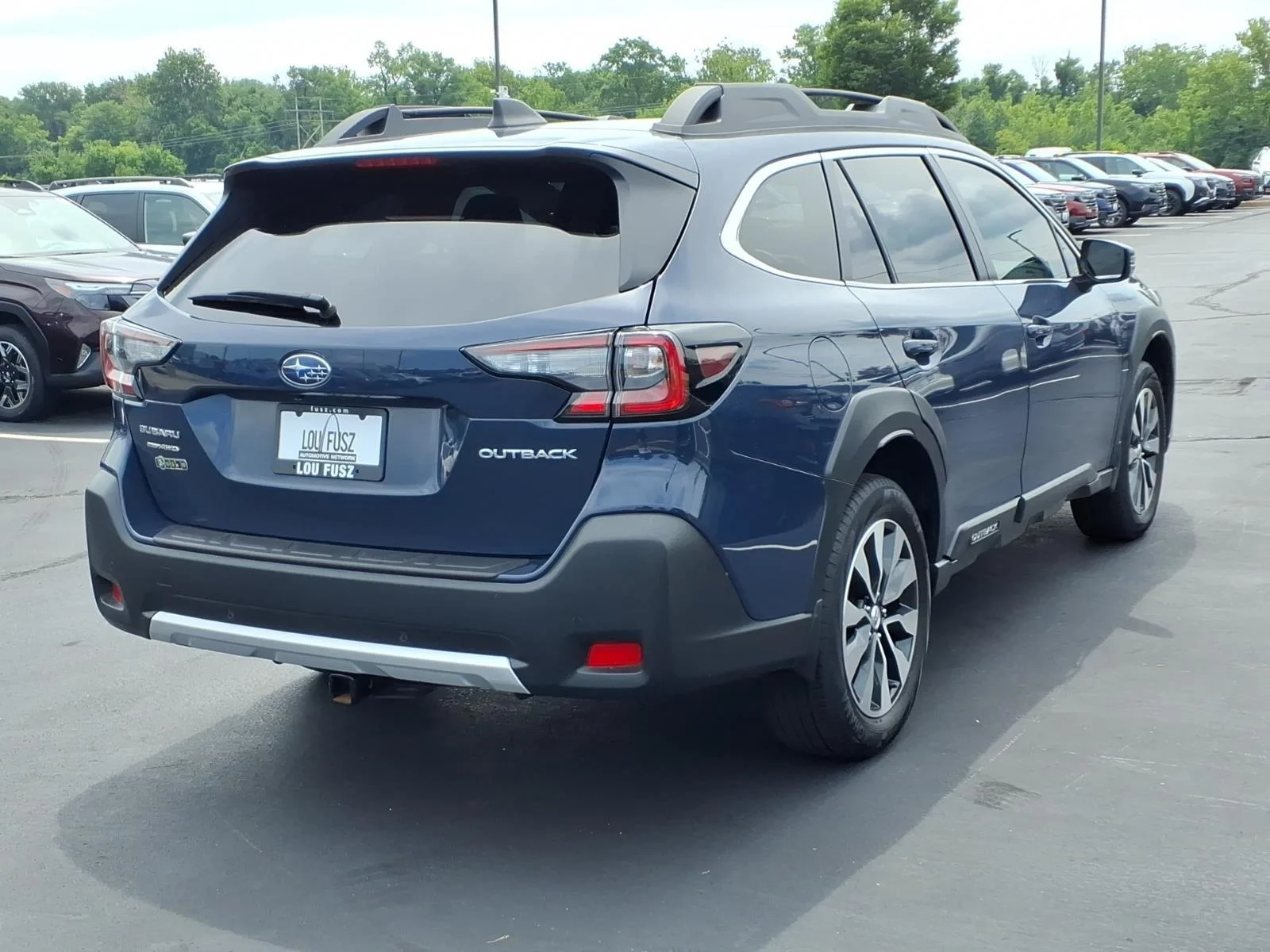 Used 2025 Cosmic Blue Pearl Subaru Limited image 27