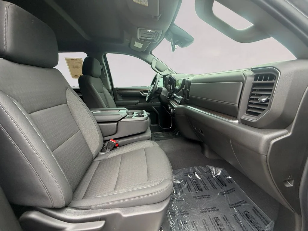 2026 Chevrolet Silverado 1500 LT - Photo 17