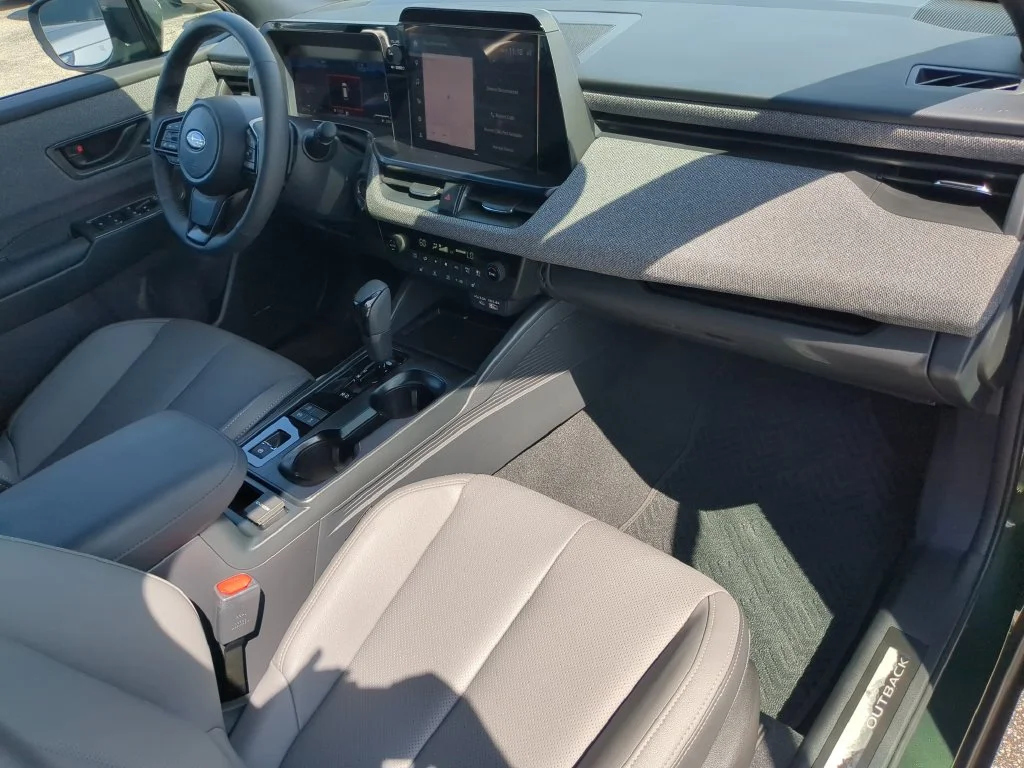 2026 Subaru Outback Limited - Photo 12