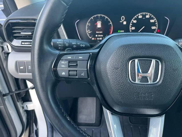 Used 2025  Honda  image 21