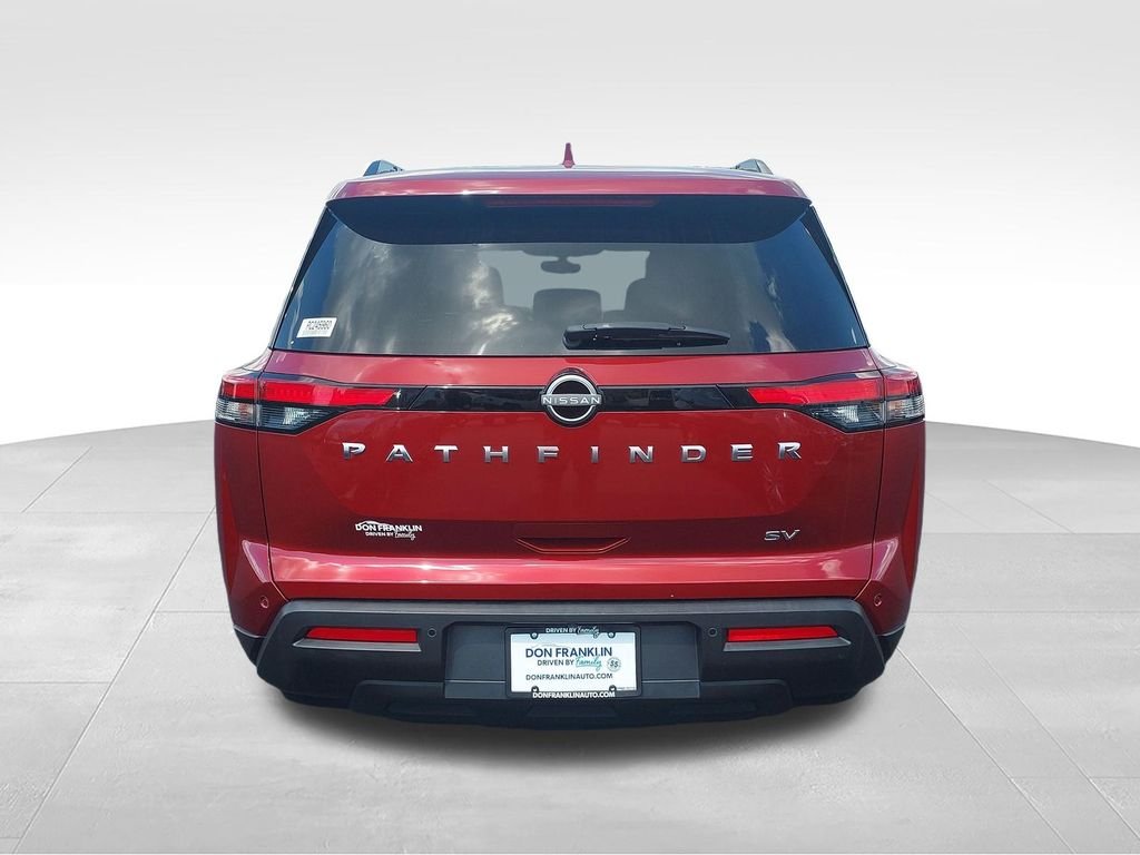 Used 2023 Red Nissan SV image 4