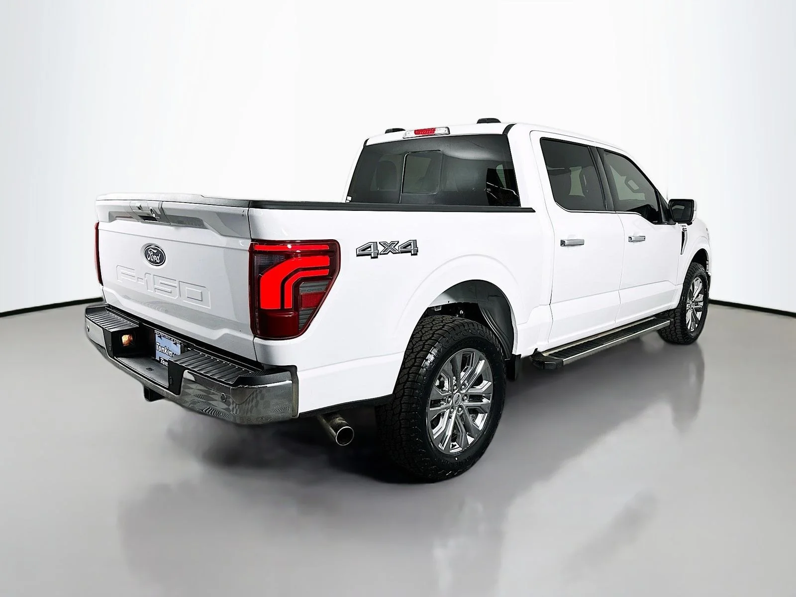 Used 2025 Oxford White Ford Lariat image 7