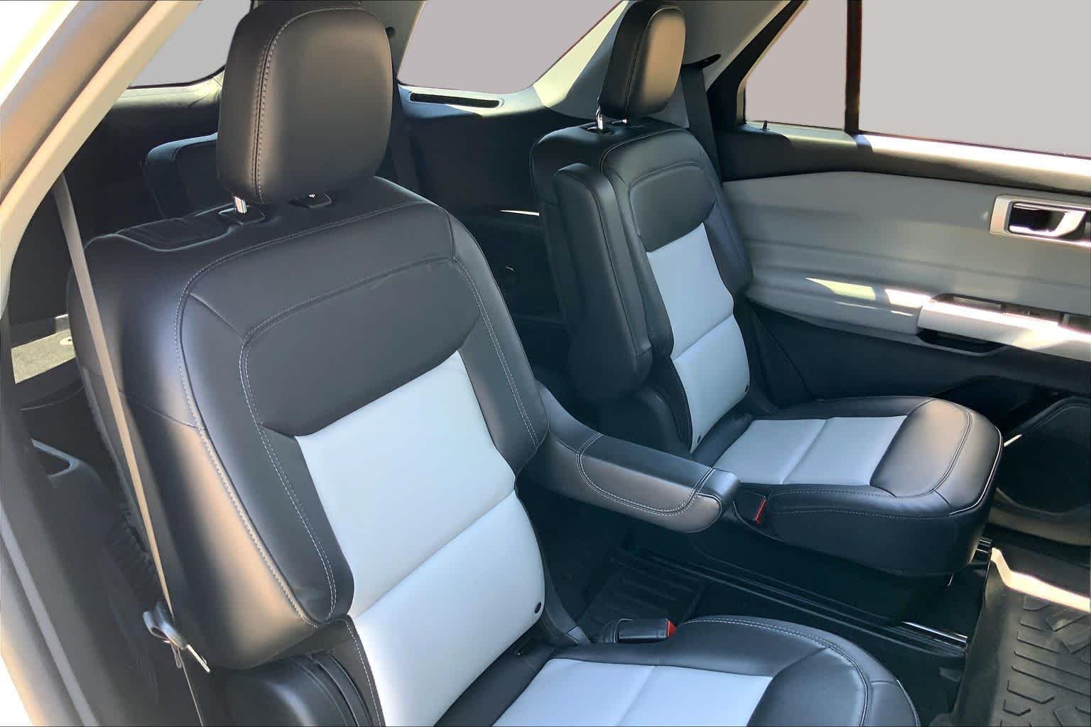 Used 2022 Star White Metallic Tri-Coat Ford XLT image 19
