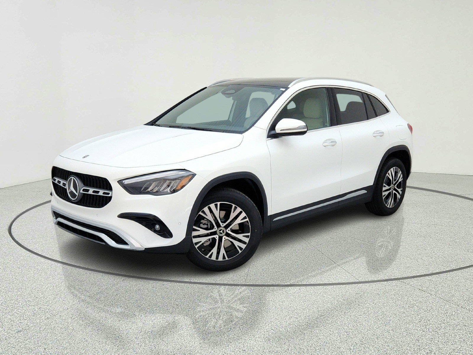 New 2026 Polar White Mercedes-Benz GLA 250 SUV image 1