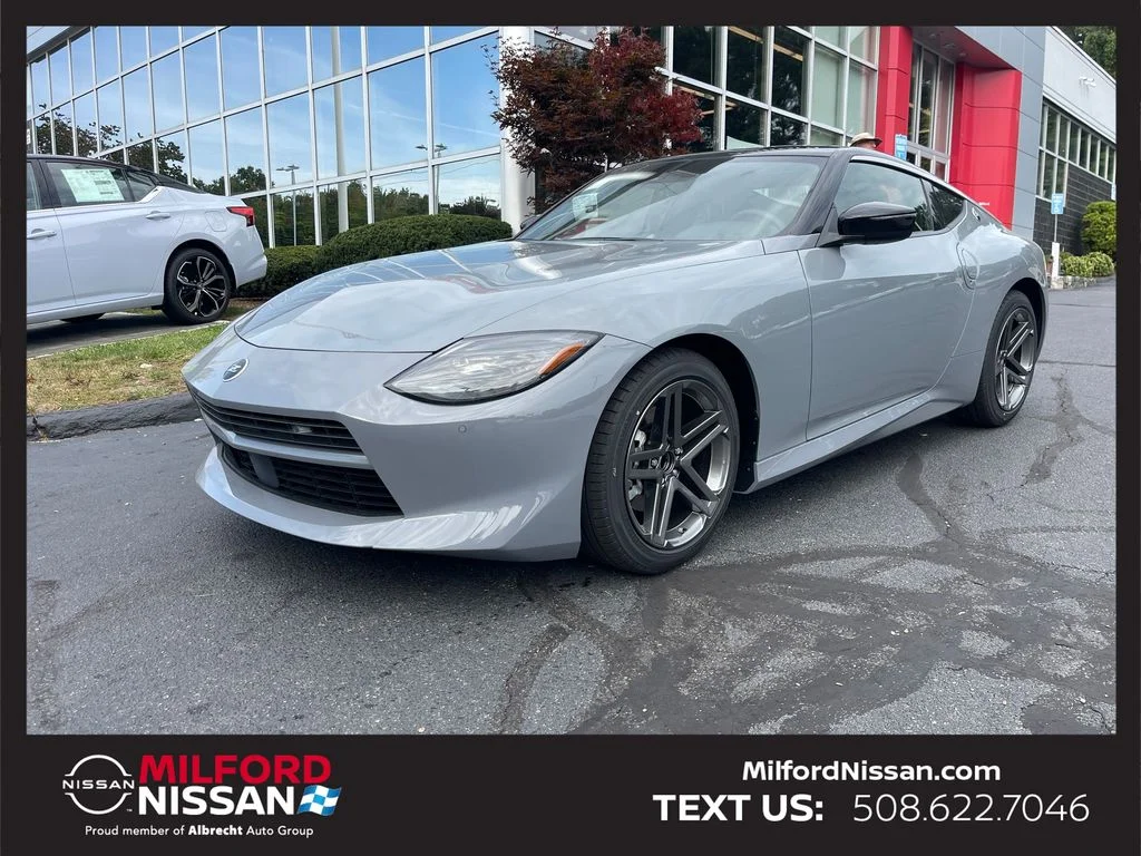 New 2027 Boulder Gray Pearl / Super Black Two-tone Nissan Sport image 1