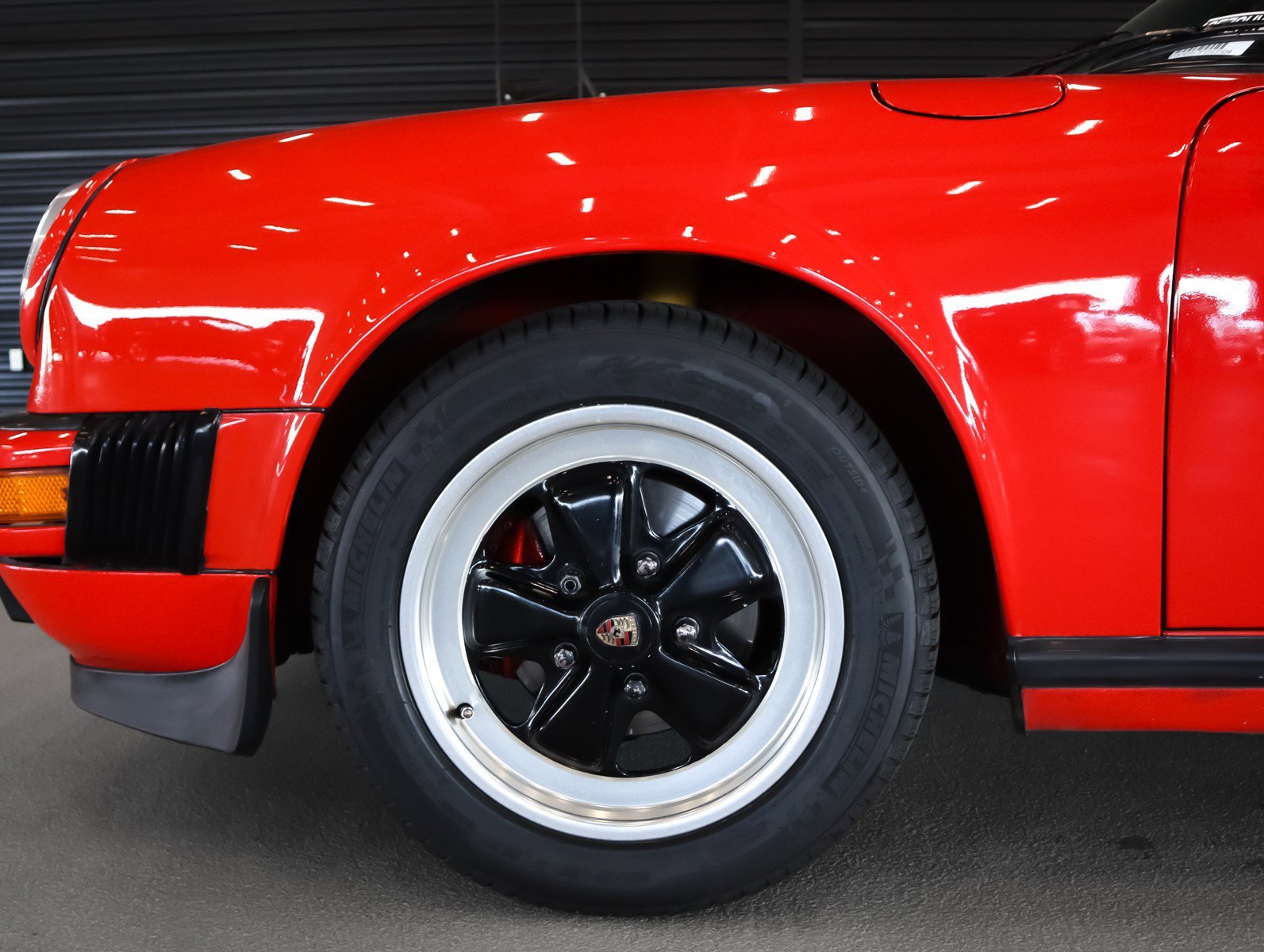 Used 1985 Guards Red Porsche Targa w/5speed trans image 27
