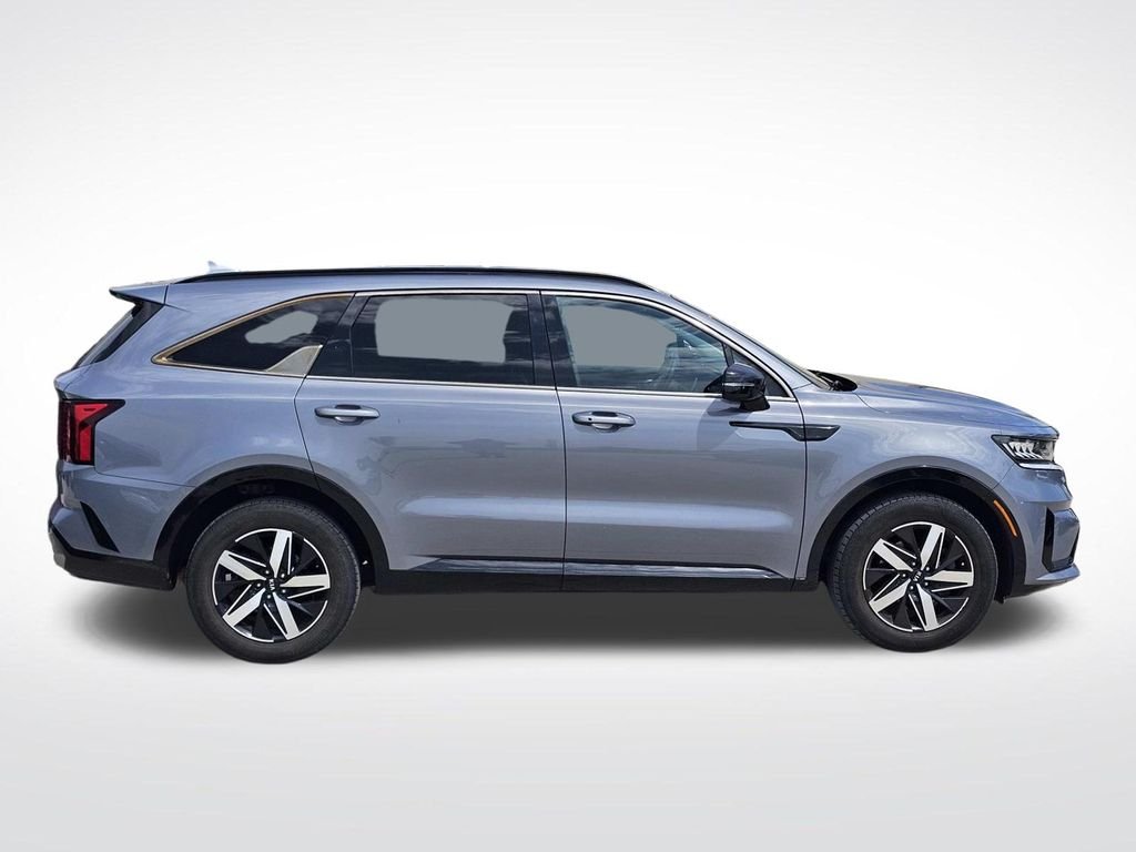 Used 2021 Silver Kia EX image 13