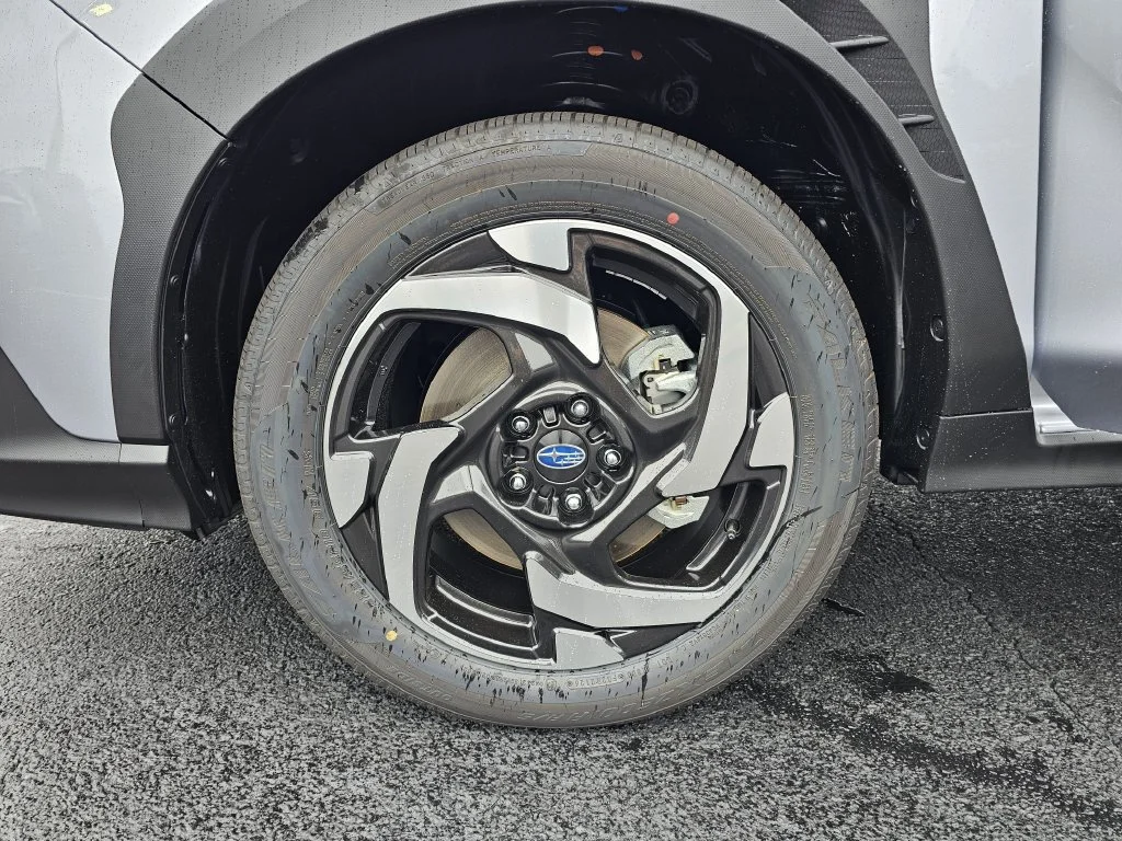 New 2026 ICE SILVER METALLIC Subaru Limited Hybrid image 28