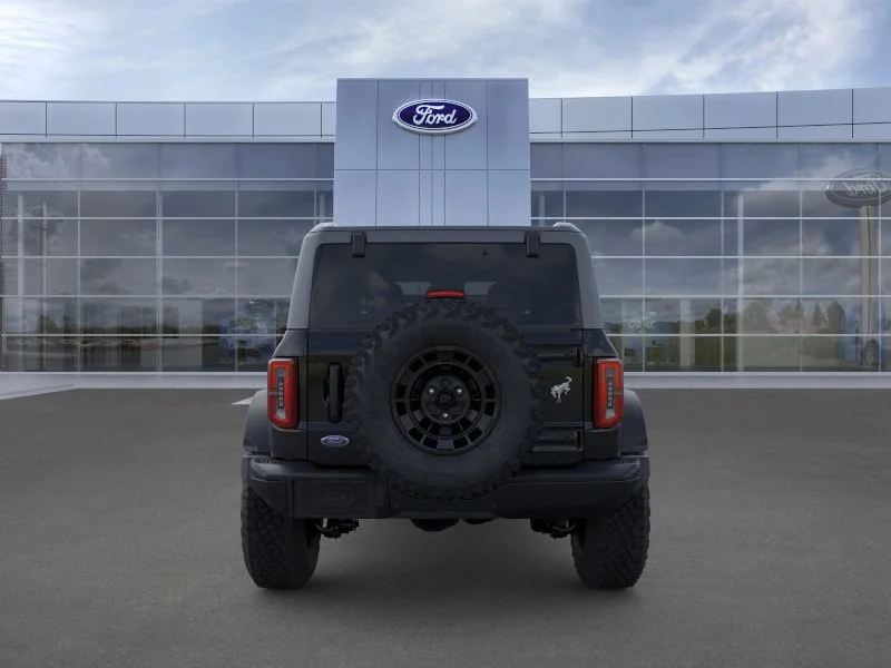 New 2026 Shadow Black Ford Badlands image 40