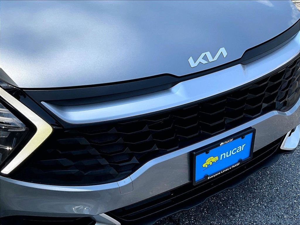 Used 2023 Gray Kia LX image 29