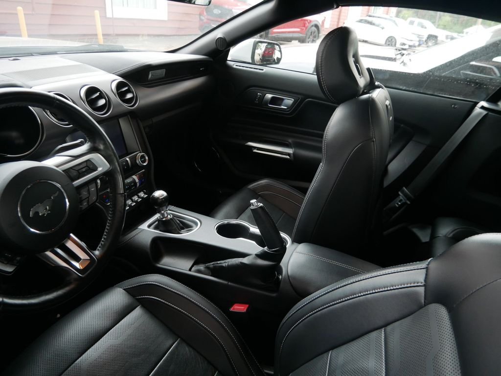 Used 2019 White Ford GT Premium image 14