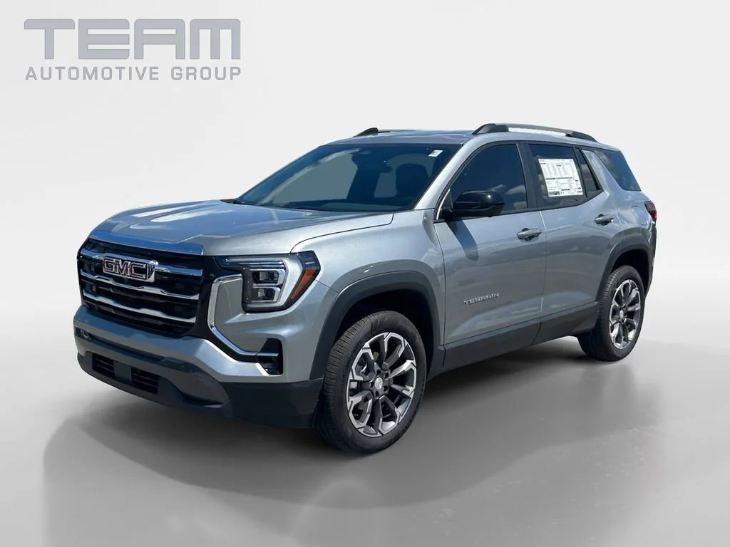 New 2026 Sterling Metallic GMC Elevation image 3