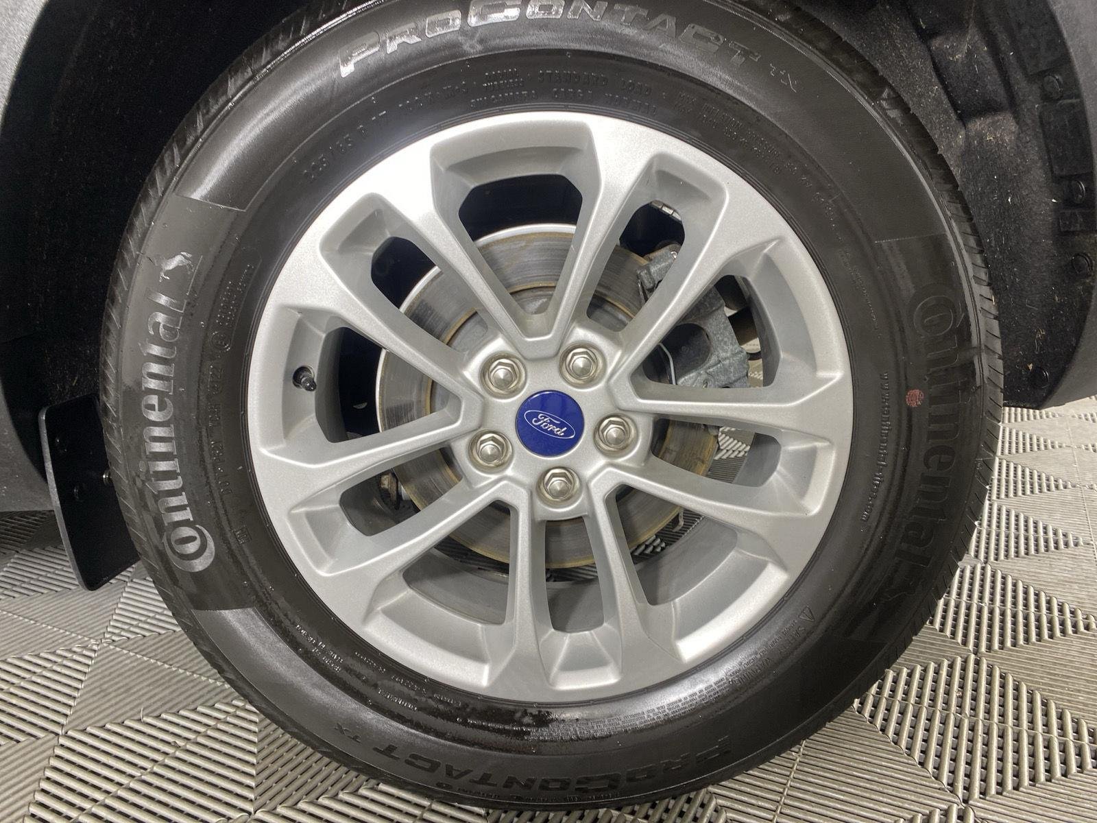 Used 2022 Carbonized Gray Ford SE image 19
