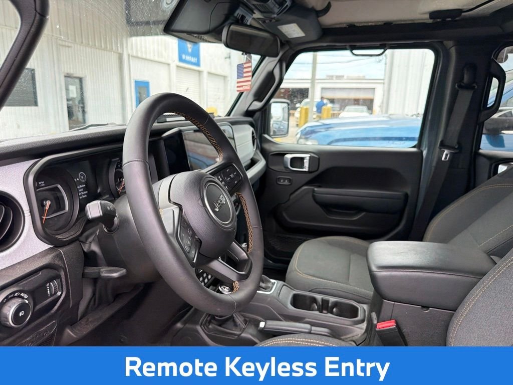 Used 2024 Gray Jeep Sport S image 12