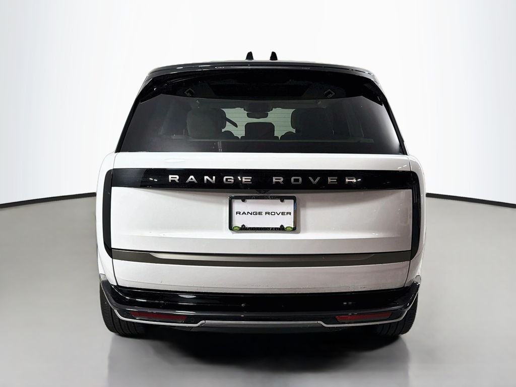 New 2027 Fuji White Land Rover SE image 6