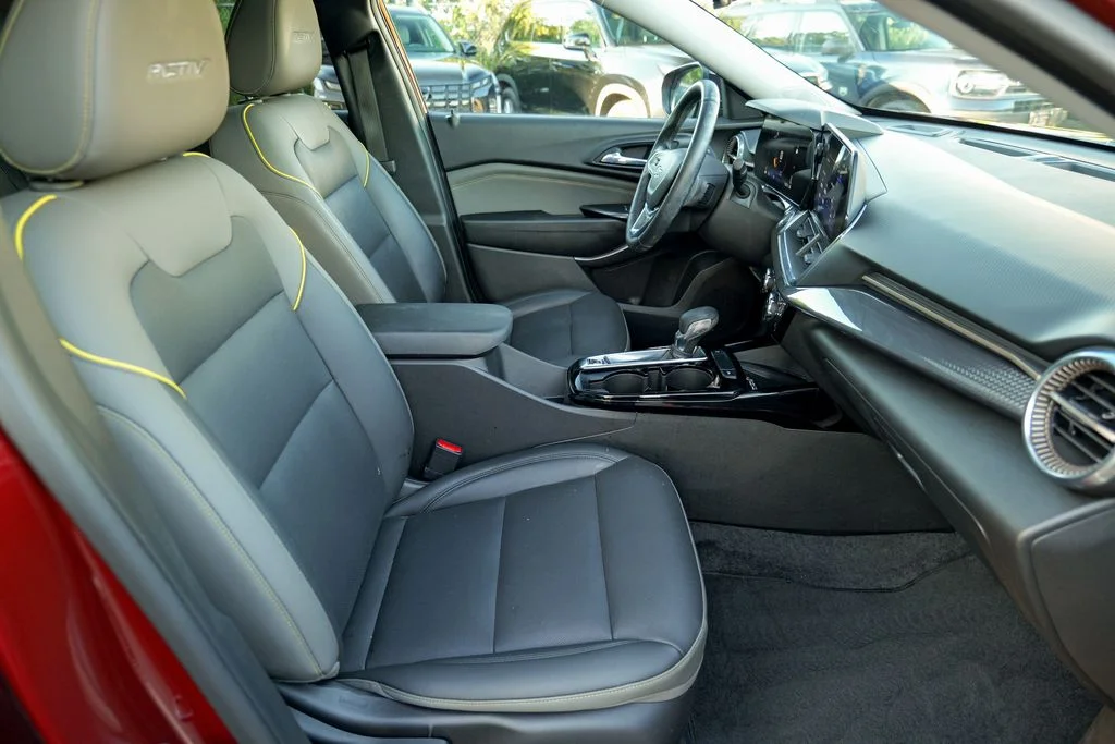 Used 2024 Crimson Metallic Chevrolet ACTIV image 33