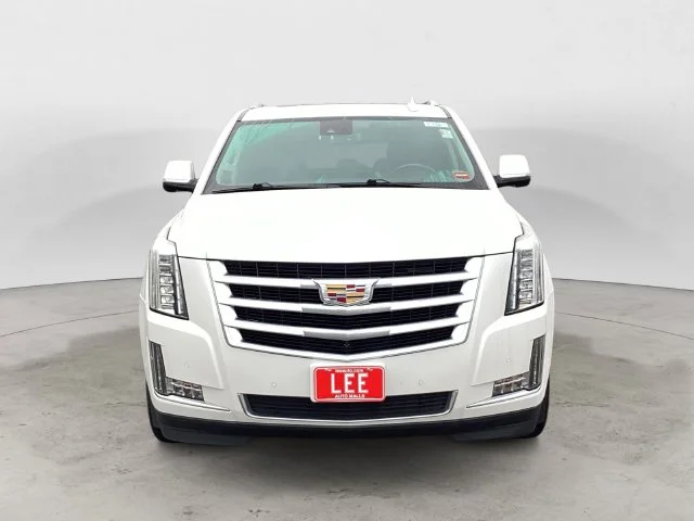 Used 2020 Crystal White Cadillac Luxury image 8