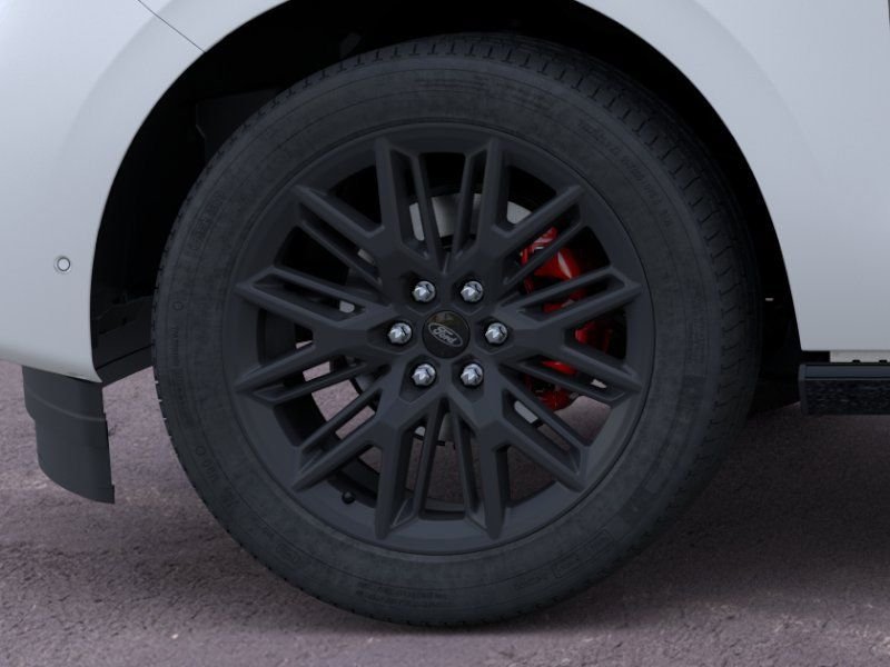 New 2025 Star White Metallic Tri-Coat Ford Platinum® MAX image 42