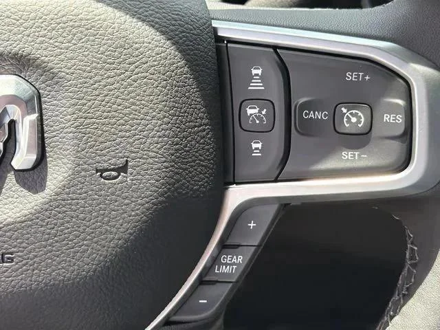 2026 RAM 3500 Big Horn - Photo 23