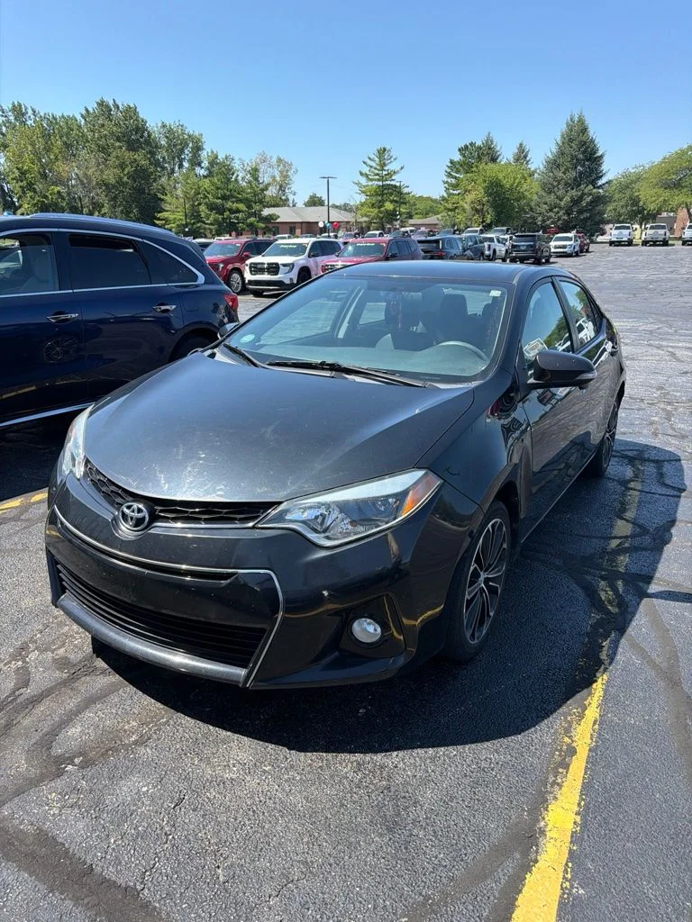 Used 2016 Black Toyota S Plus image 2