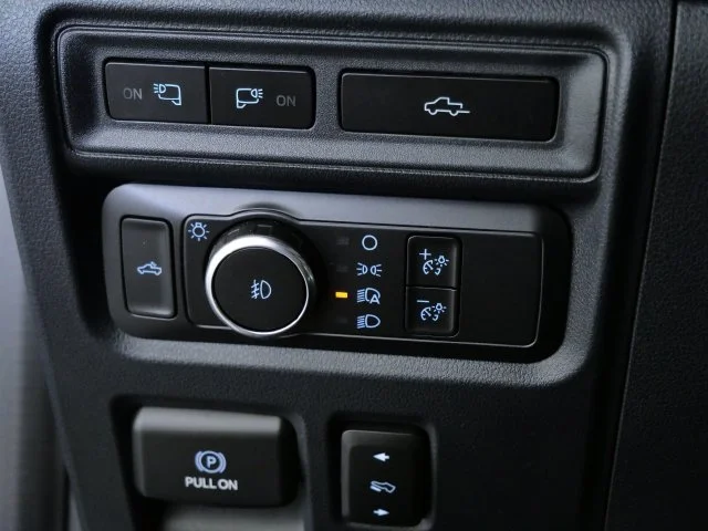 Certified Used 2021 Gray Ford Lariat image 28