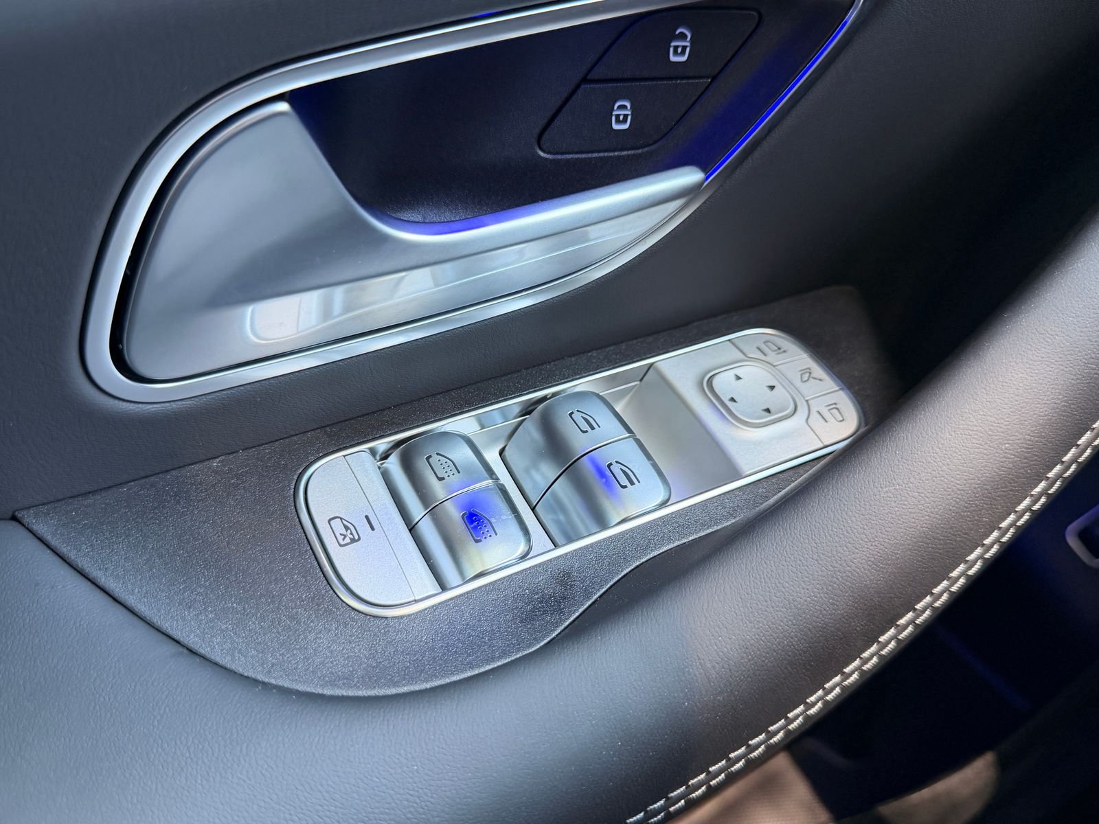 New 2026 MANUFAKTUR Ireland Green Mercedes-Benz GLE 63 S AMG® image 20
