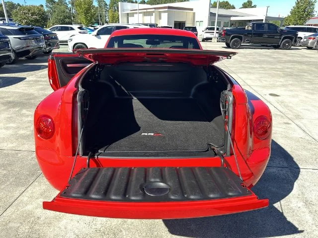 Used 2005 Red Chevrolet Base image 21
