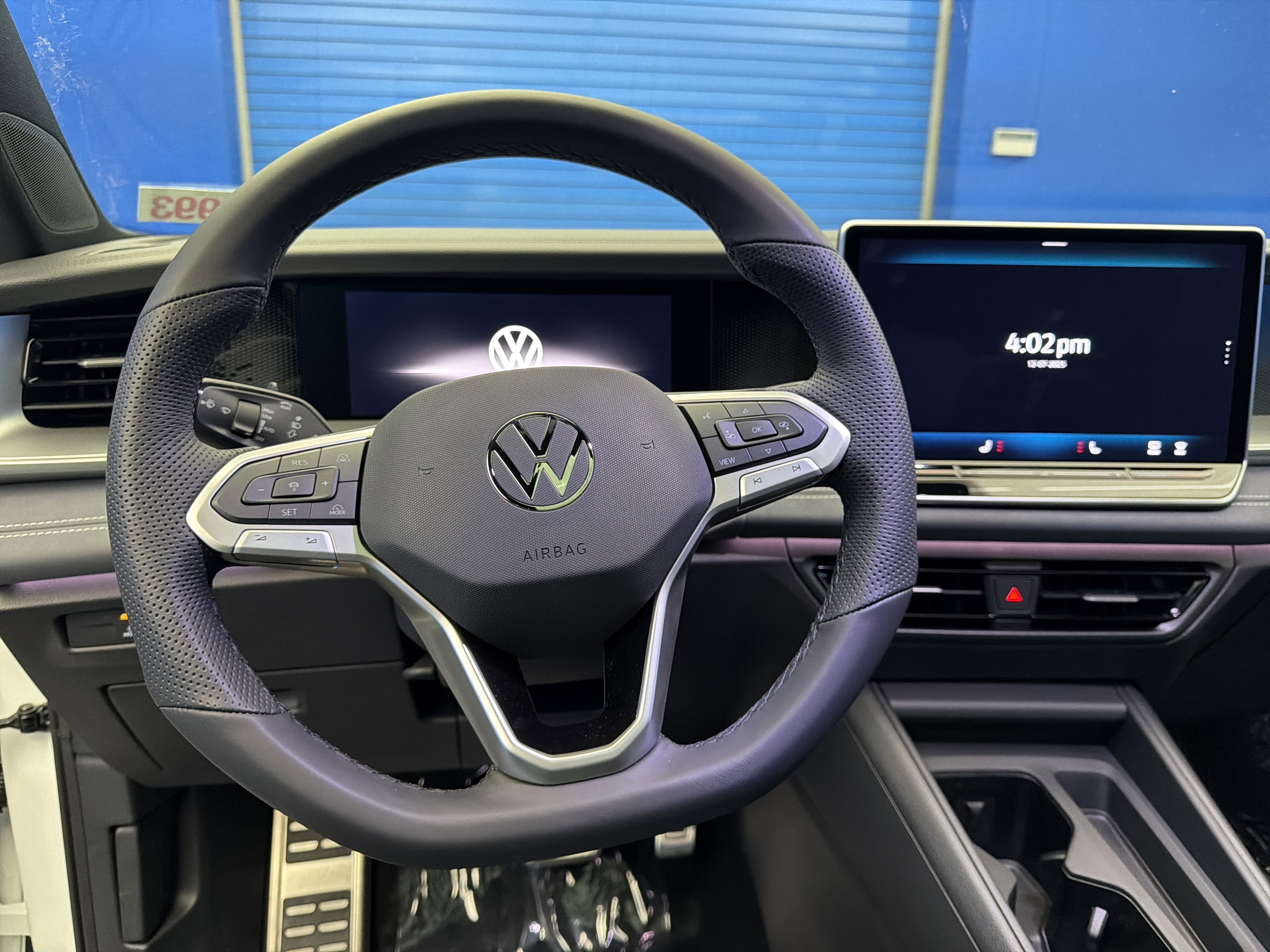 New 2026 Opal White w/Deep Black Roof Volkswagen SE R-Line Black image 14