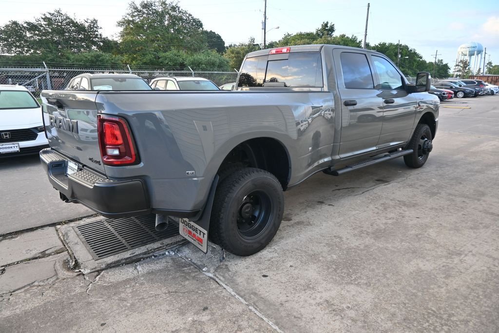 New 2026 Ceramic Gray Clear-Coat Exterior Paint RAM Tradesman image 18