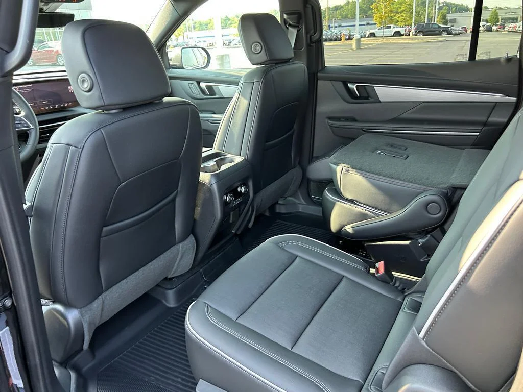 2026 Buick Enclave Preferred - Photo 8