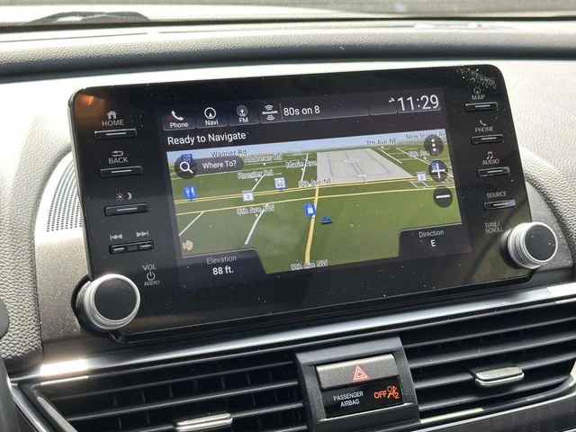 Used 2021 White Honda Touring image 3