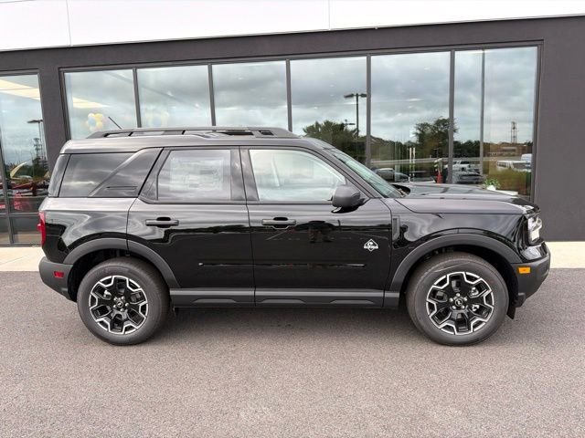 New 2026 Shadow Black Ford Outer Banks® image 2