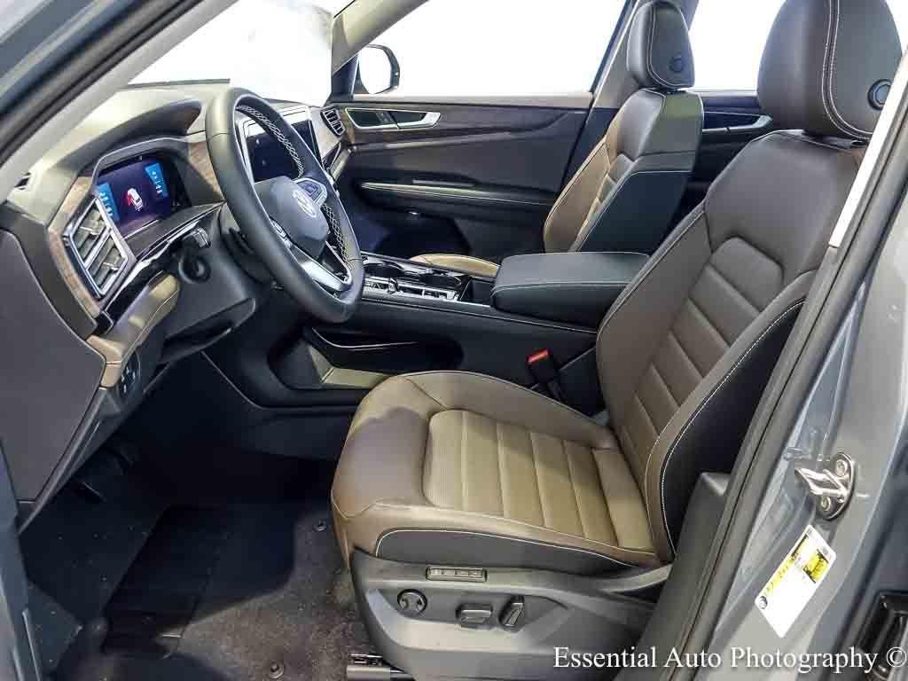 New 2026 Pure Gray Volkswagen 2.0T SEL image 7