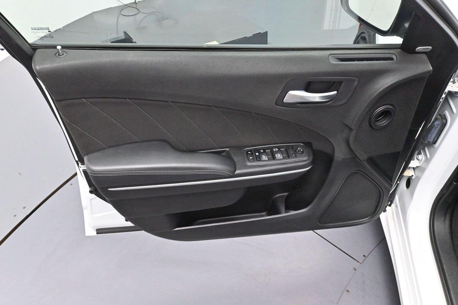 Used 2022 White Knuckle Clearcoat Dodge Scat Pack Widebody image 9