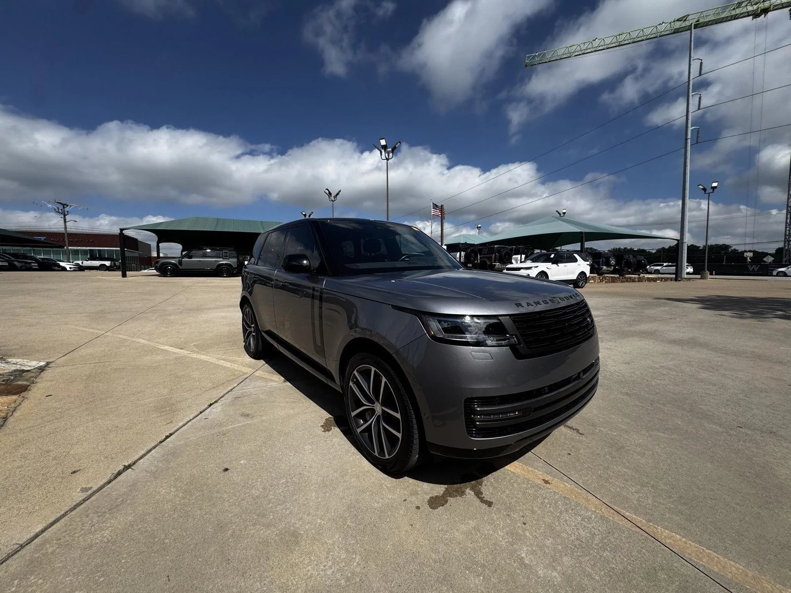 Used 2025 WHITE Land Rover SE image 9