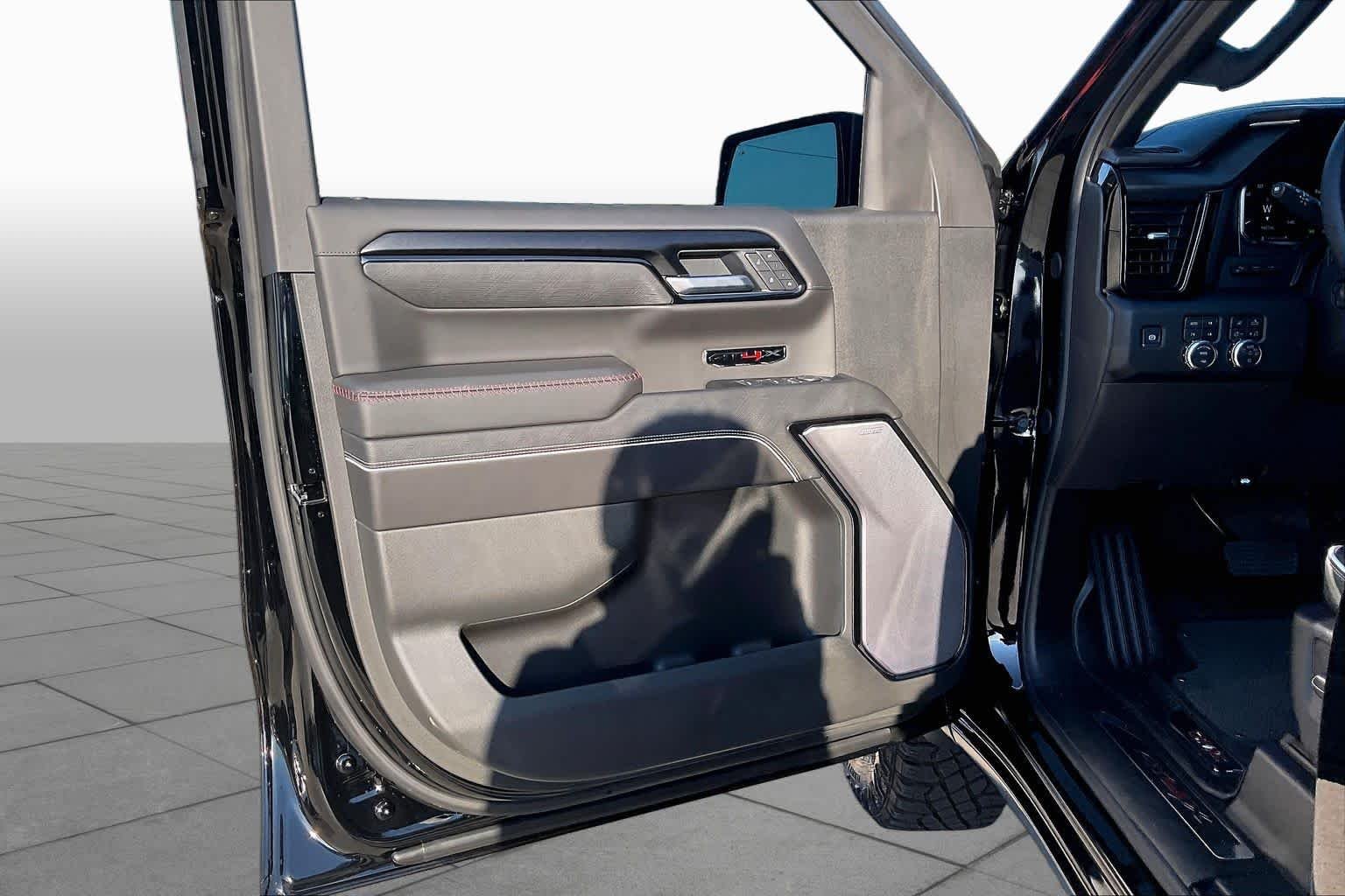 Used 2026 Onyx Black GMC AT4X image 22