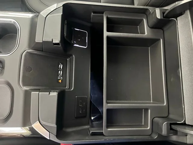 New 2026 Onyx Black GMC Elevation image 28